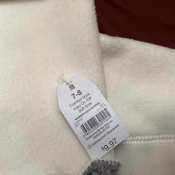 Time and Tru Women’s Comfort Sock Easy On/Off Soft Sole - Picture 4 of 5